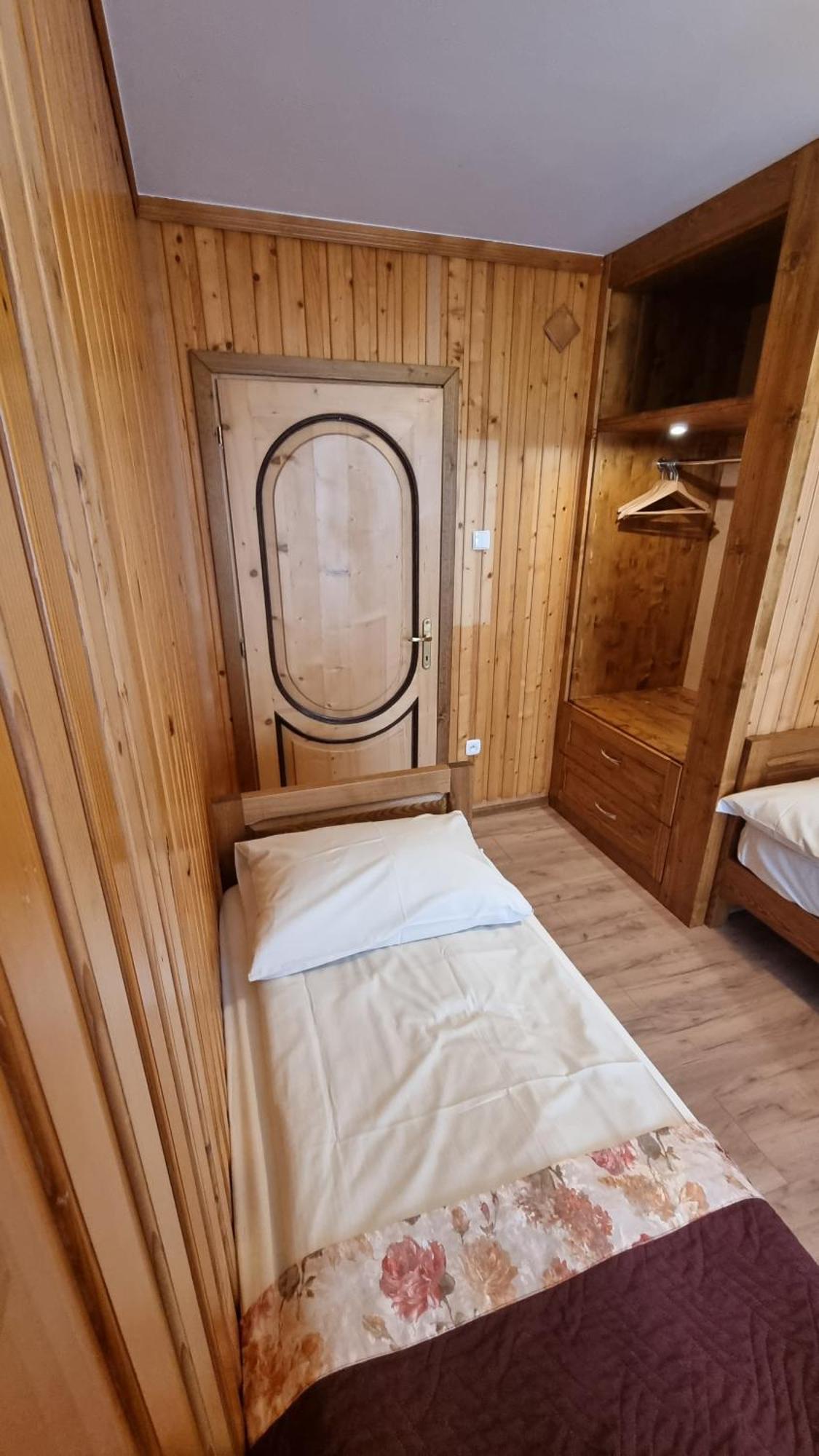 Dom Wypoczynkowy Jedrus Bialka Tatrzanska Kamer foto