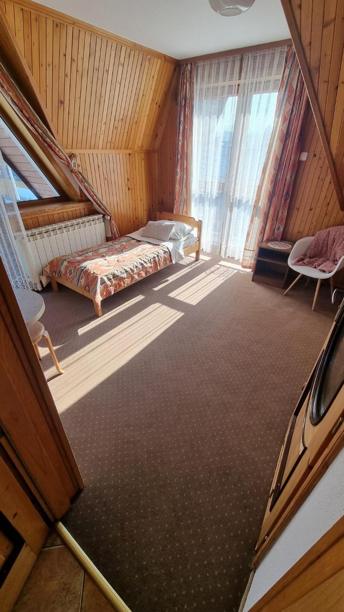 Dom Wypoczynkowy Jedrus Bialka Tatrzanska Buitenkant foto